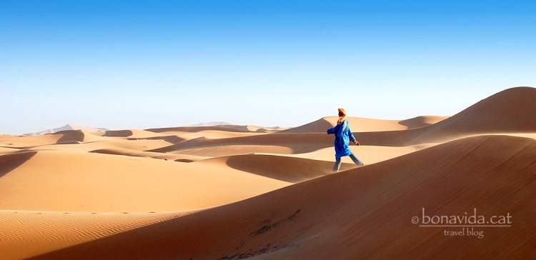 Els berebers es mouen com peix a l'aigua entre les dunes