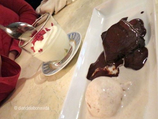 Pastís de xocolata i crema de llimona