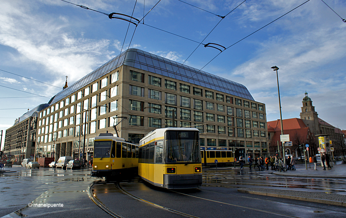 Els tramvies, que circulen per la part Est de Berlín, son una bona opció per desplaçar-se