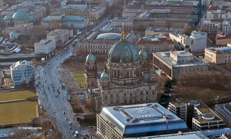 La Catedral o Berliner Dom, encara sembla més imponent des de les alçades