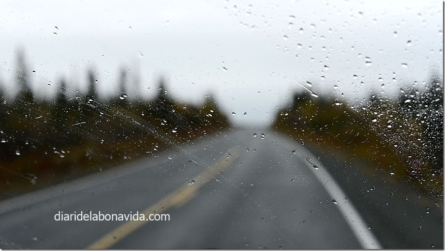 14_alaska_pluja_caravana