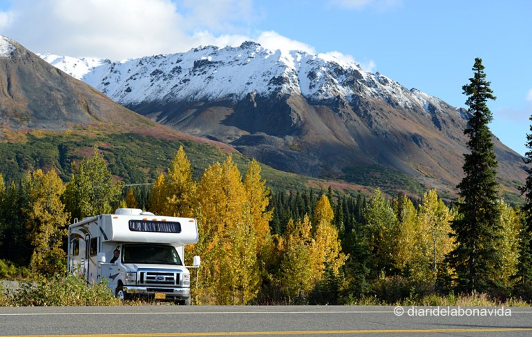 alaska_caravana_muntanyes