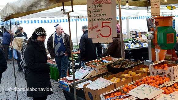 Tafanegem una mica pel mercat