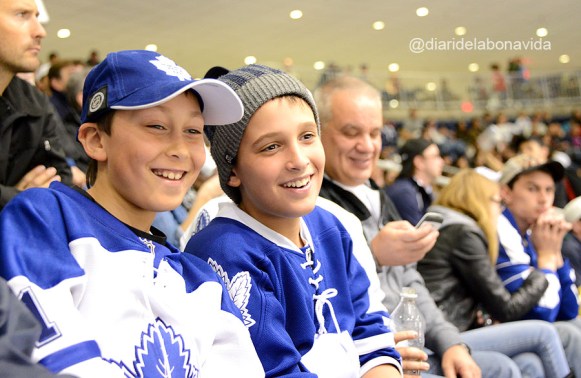 Gent molt jove per veure al seu equip