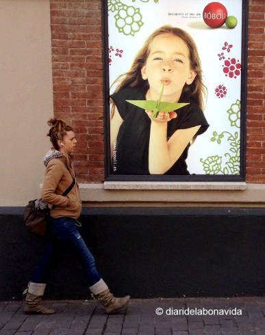 La imatge idíl·lica enfront de la realista...