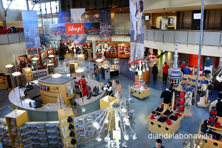 Botiga de souvenirs de la CNTower