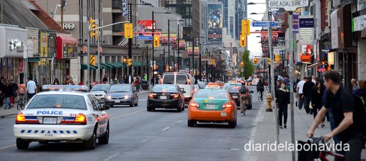 canada3145_yonge_toronto