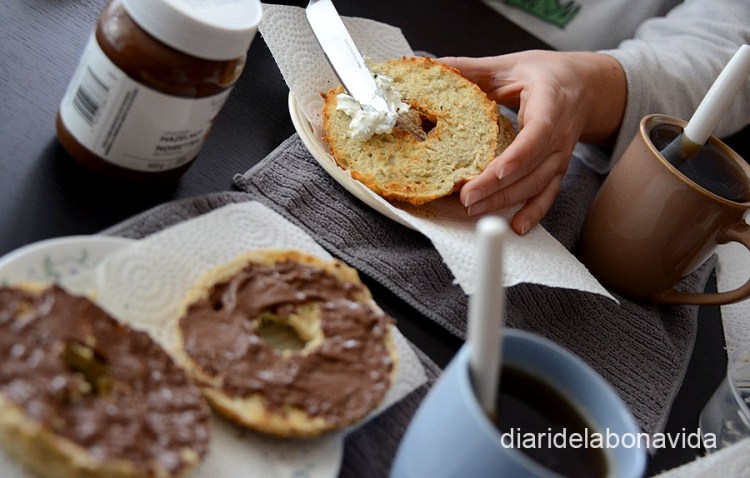 Preparant el nostre esmorzar abans de sortir cap a classe...