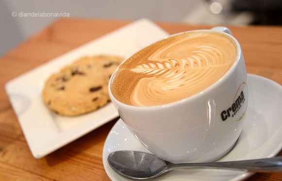 canada2224_coffee_cremacoffee