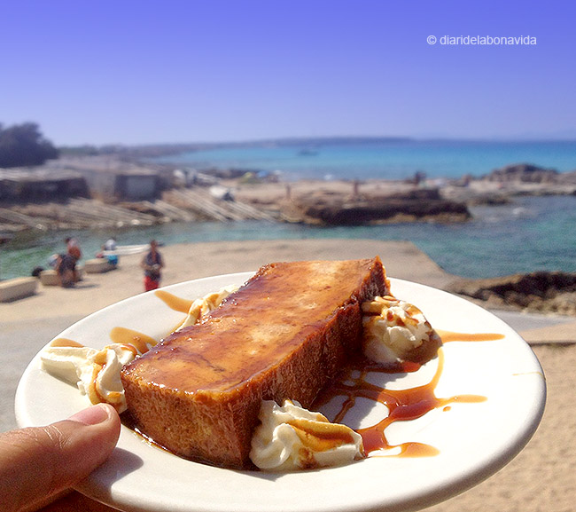 Tastem una de les postres típiques de l'illa la Greixonera!