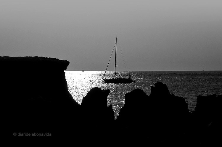 Ah! Qui pogués navegar en veler...