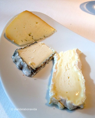 Selecció de formatges. El millor és que la fan al teu gust, segons quin tipus de formatge t'agradi més.