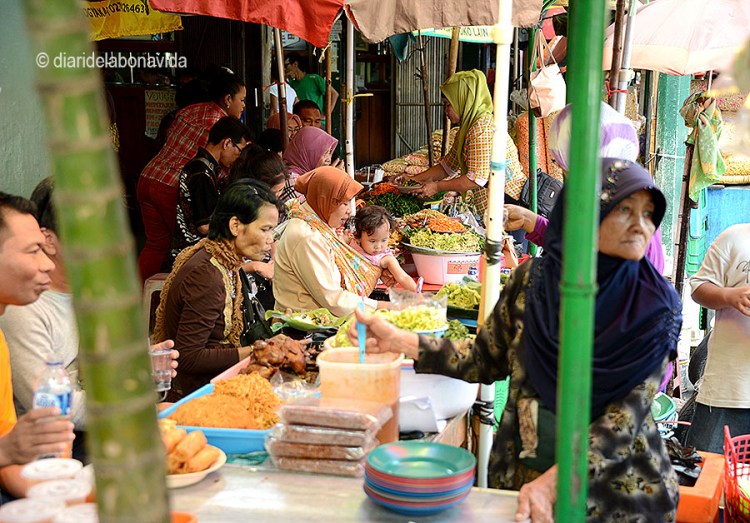 Moltíssimes parades de menjar