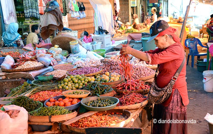 Un dels nombrosos mercats de Malang