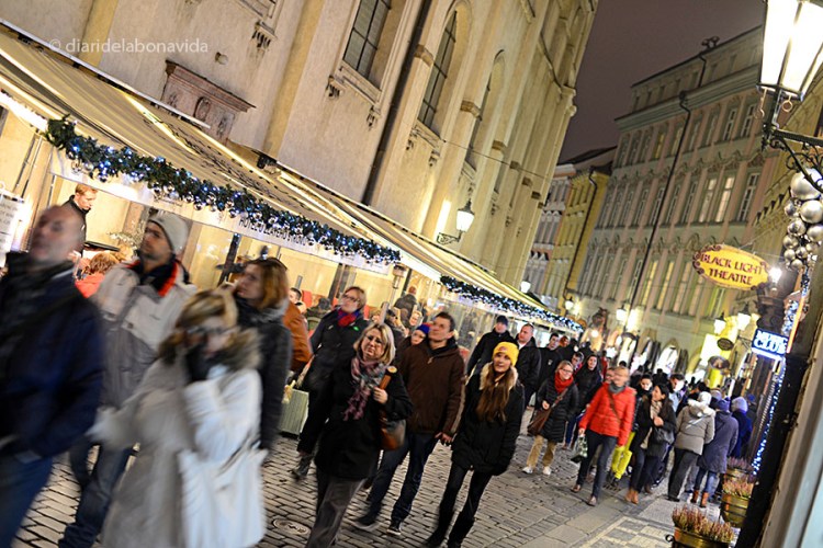 Voltant per la Plaça Karlova