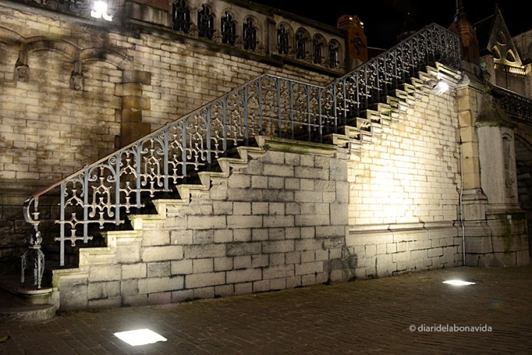 Detall de la il-luminació