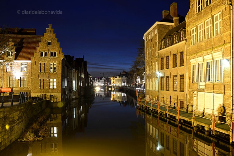 Moll de les Herbes (Graslei)