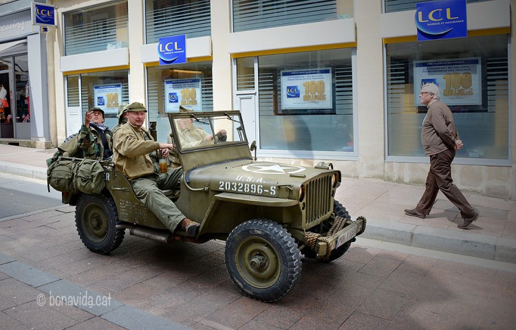Vehicles militars circulen aquests dies pels carrers
