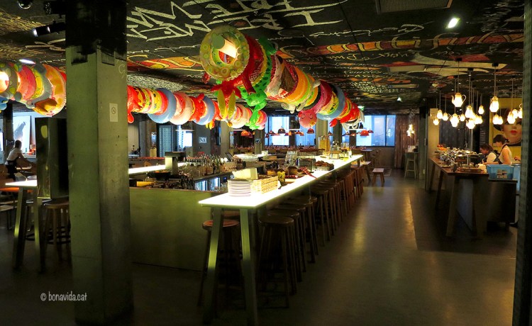 Restaurant i bar de copes de l'hotel Mama Shelter