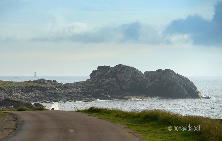 Les carreteres que voregen la costa són espectaculars