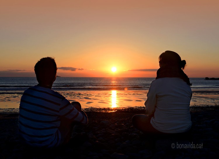 Pau i calma veient com s'acaba el dia