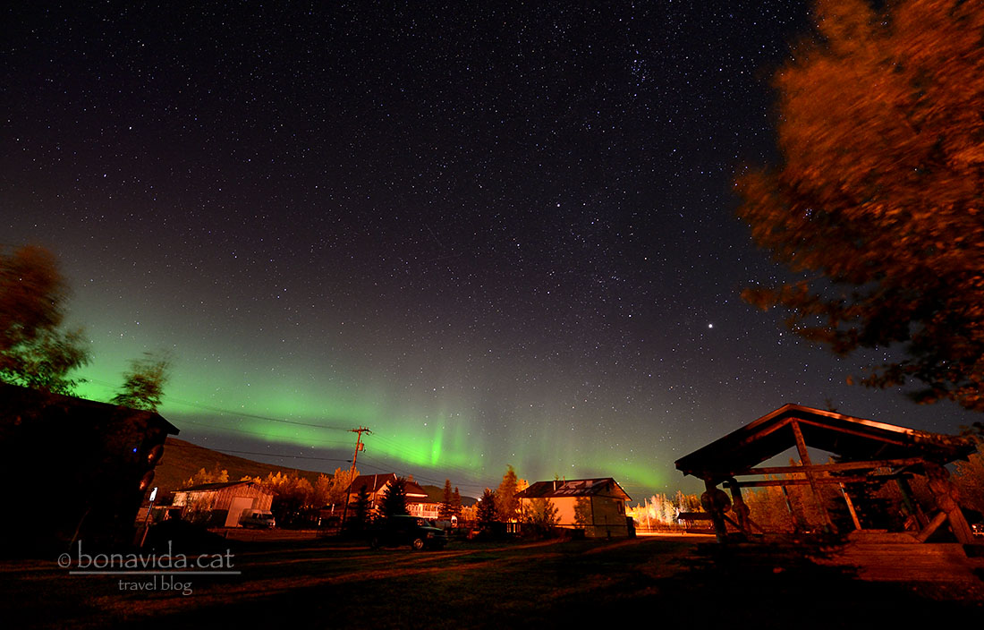 Els colors comencem a aparèixer sobre el càmping on acampem
