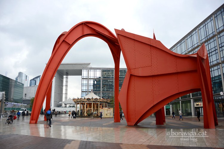 Escultures a tot el recinte