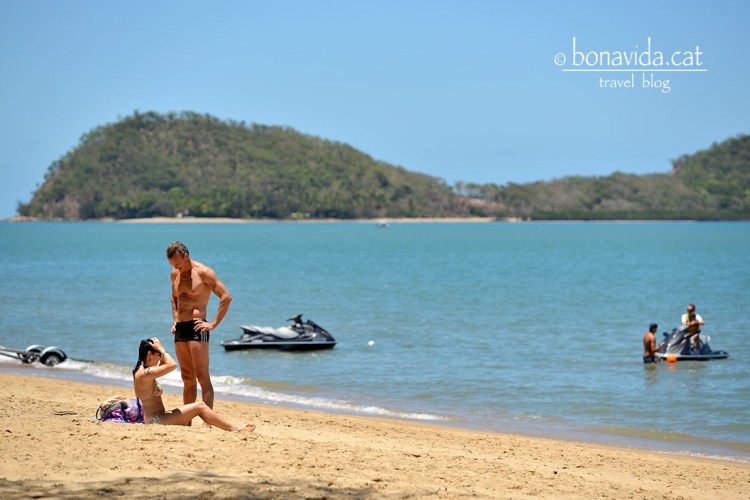 Luciendo tipo a Palm Cove Beach