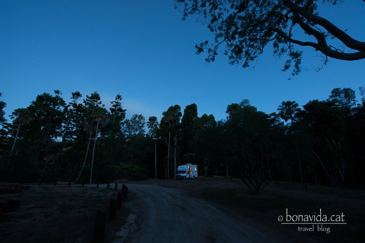 Comença a fer-se fosc al Parc, i estem més sols que la una!