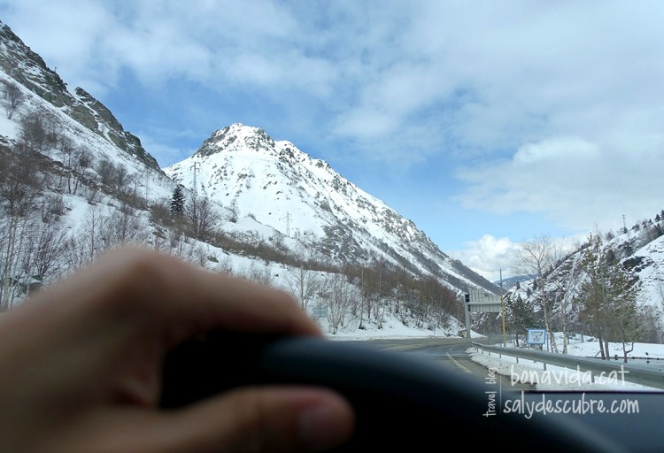 Un cop passem el tunel de Puymorens, la neu ja ens envolta...