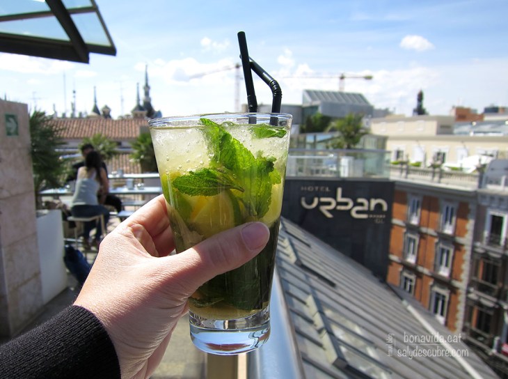 Un mojito a la terrassa de l'hotel Urban