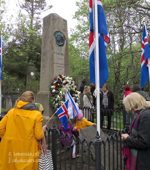 Ofrena a la tomba de Jón Sigurðsson