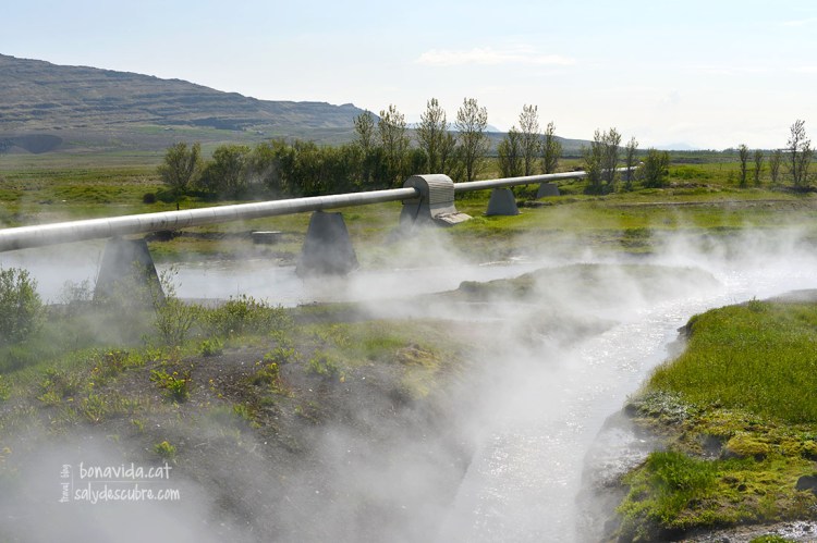 Deildartunguhver subministra a traves de canonades energia termal