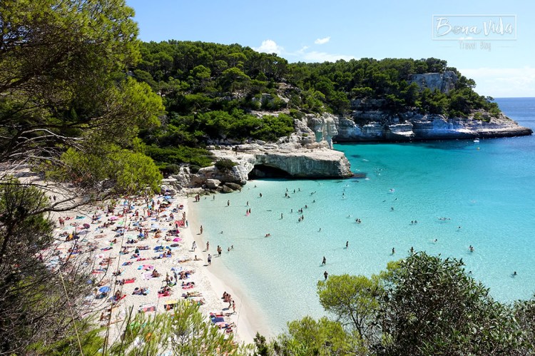 ...però també racons més tranquils com Cala Mitjana