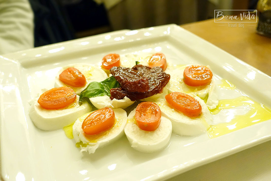 Roma. Restaurant Taverna Trilussa