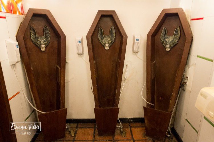 colombia bogota jugueteria wc